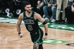 开云体育-关于穆雷连续十二场比赛得分超过势不可挡，掘金挑战极限！的信息