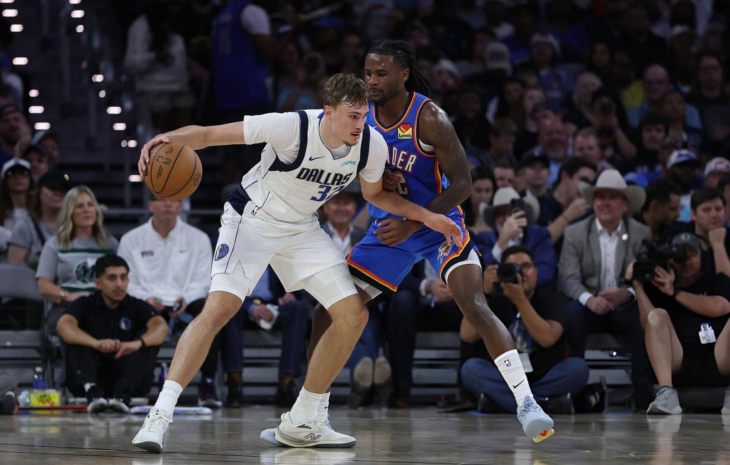  倪海厦说不跟浓眉的人来往 